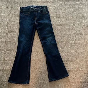 Hollister low-rise boot dark wash jeans:7s/w28L29